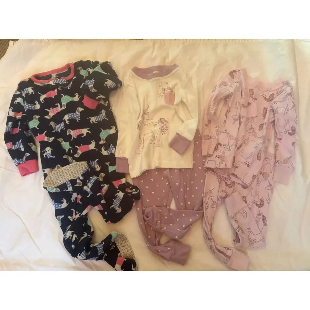 Carter's Infant Girls size 18 months bundle EUC